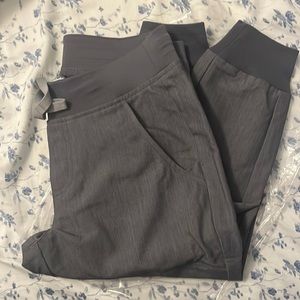 FIGS Zamora Jogger Gray